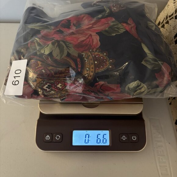 Gold Tag Victoria's Secret Women's Open Front Floral sheer rose‎ Kimono One Size - Picture 13 of 13